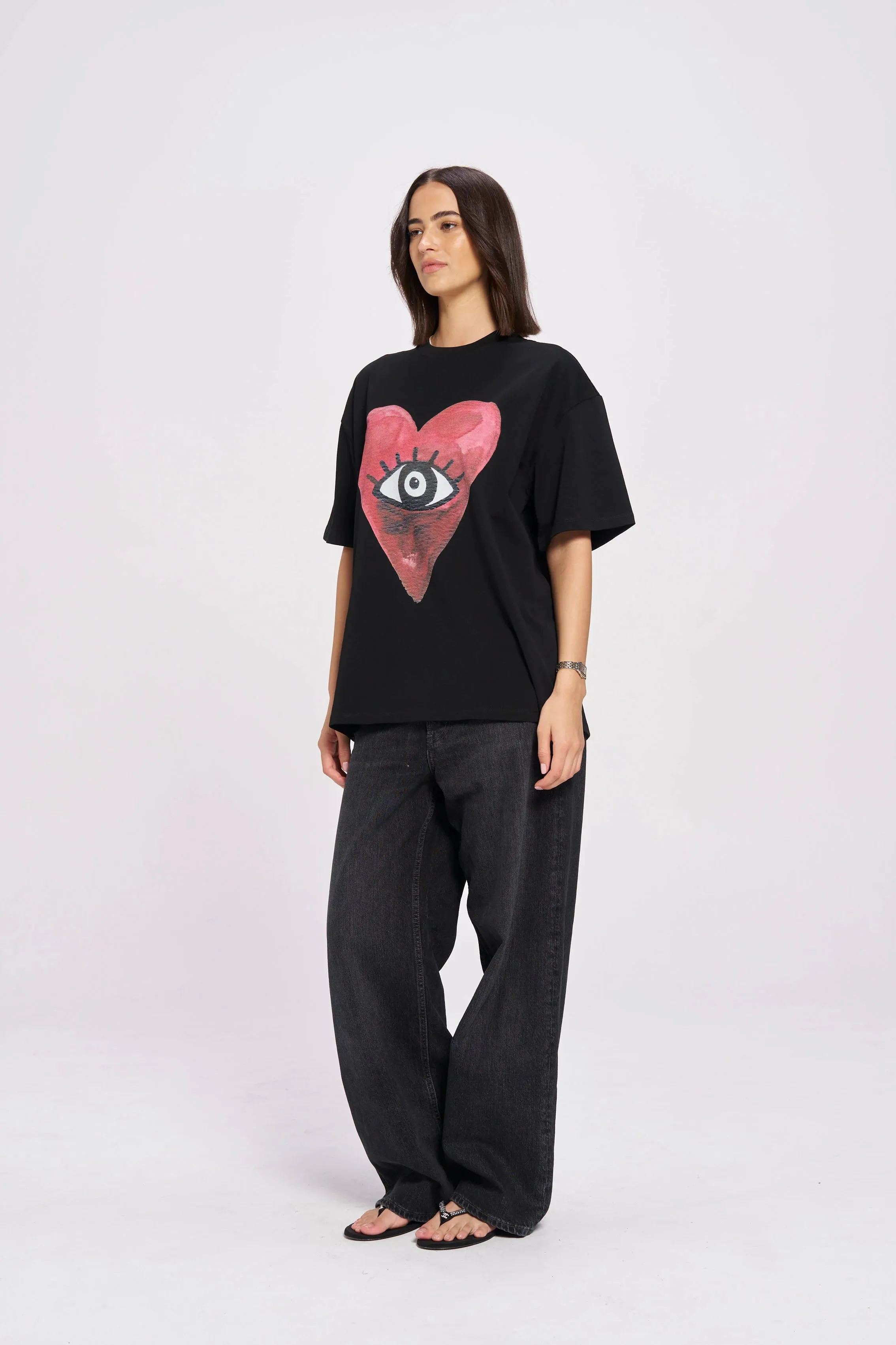 BURGUNDY HEARTS CLUB OVERSIZE TEE - BLACK BEAUTY - MAKU