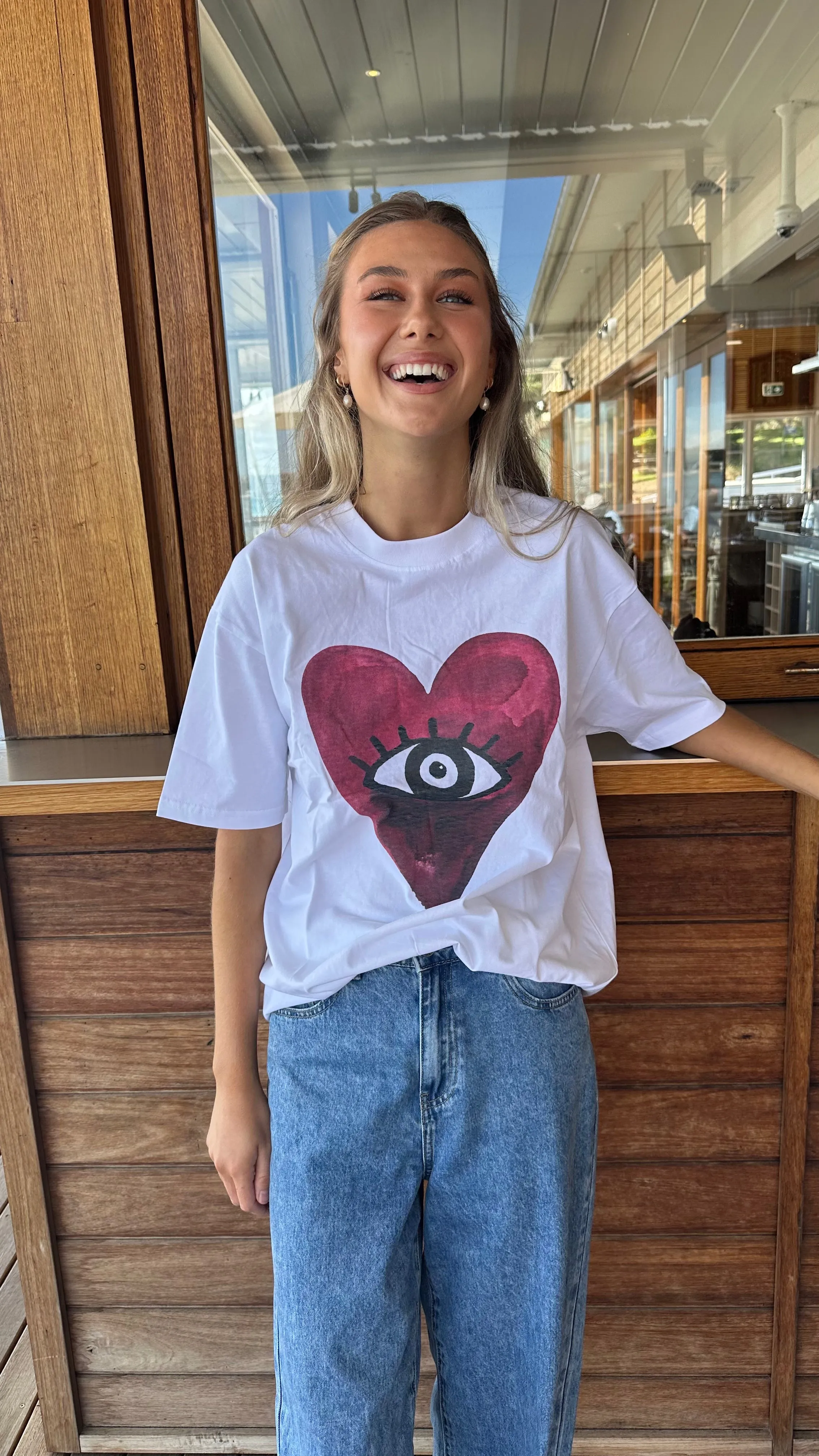BURGUNDY HEARTS CLUB OVERSIZE TEE - LUCENT WHITE - MAKU