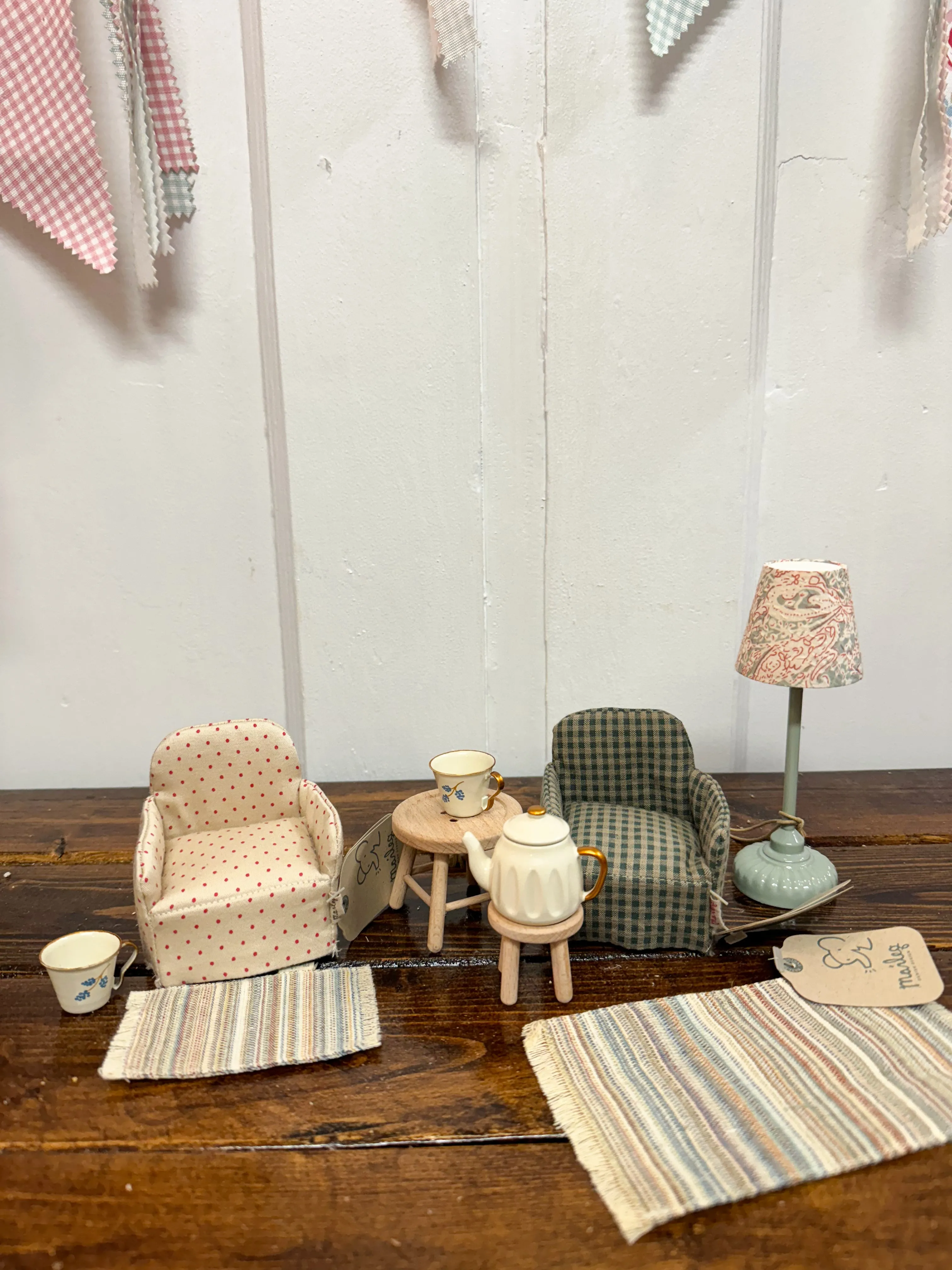 Chair, Mouse - Green checker