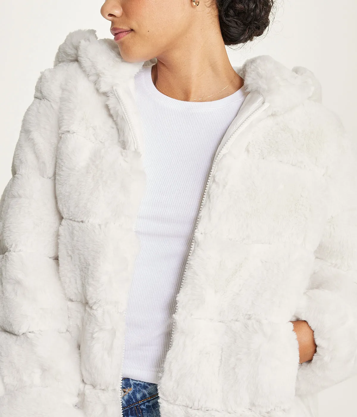 Editors Choice Short Faux Fur With Hood Ivory  Almost Sold Out!