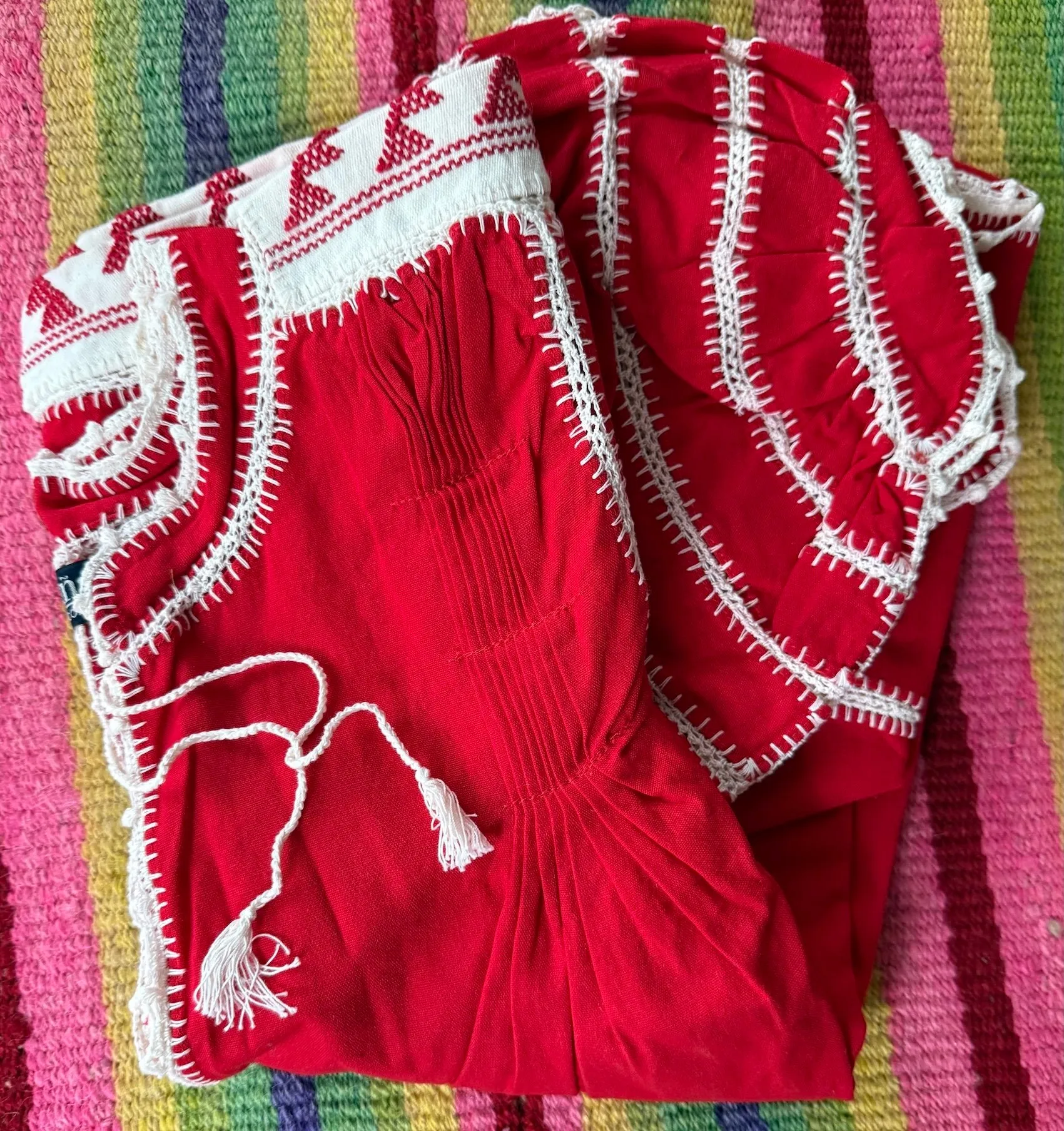 ESPANOLA DRESS LONG SLEEVE - RED  / CREAM CROCHET - LAS NINAS