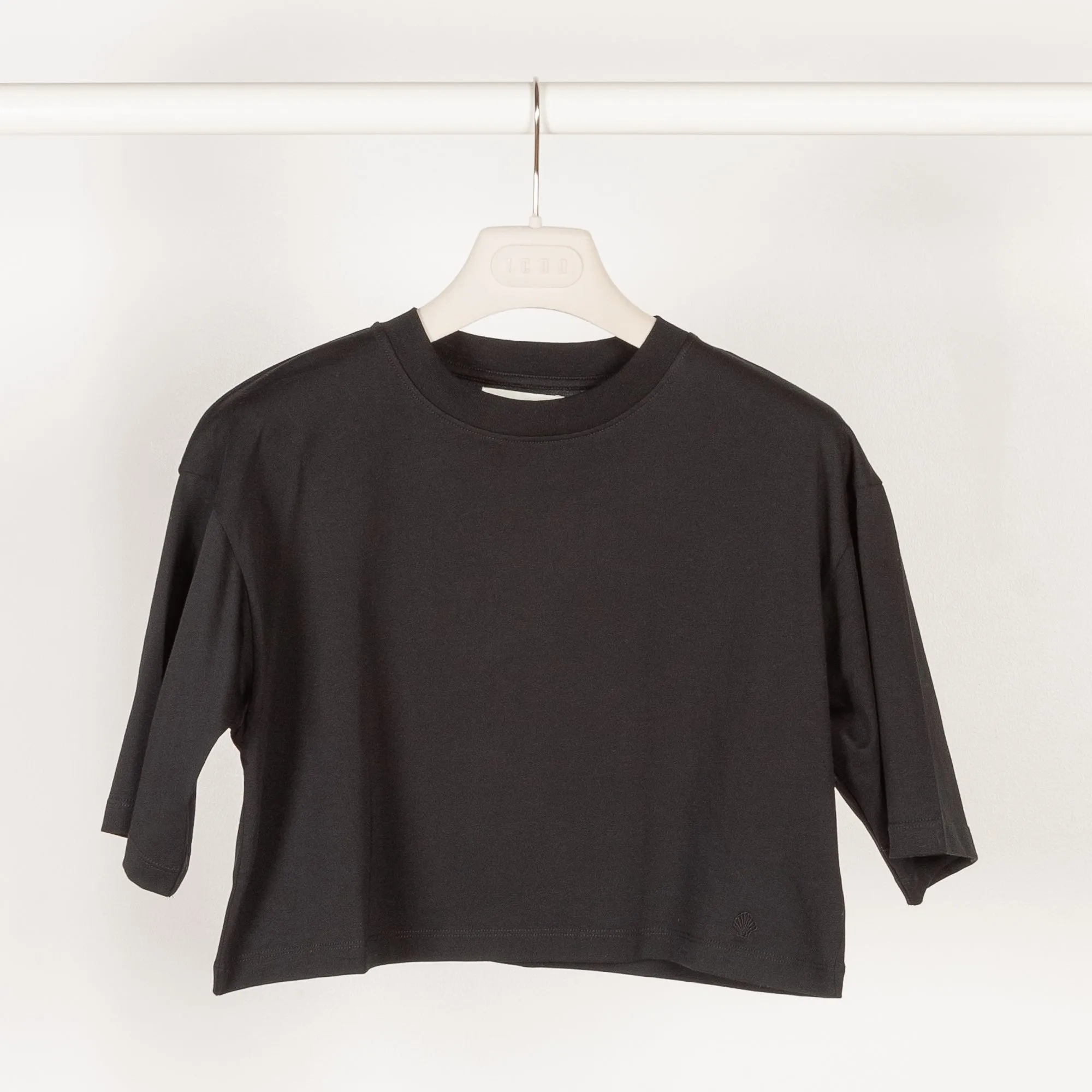 Gupo Cropped Tshirt