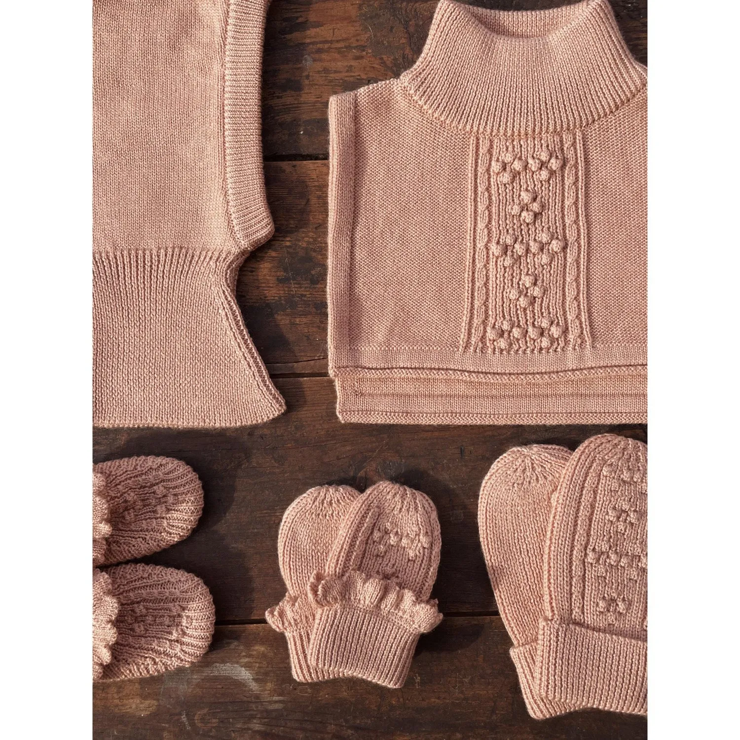 Konges Sljd Maple Sugar Cabby Neckwarmer