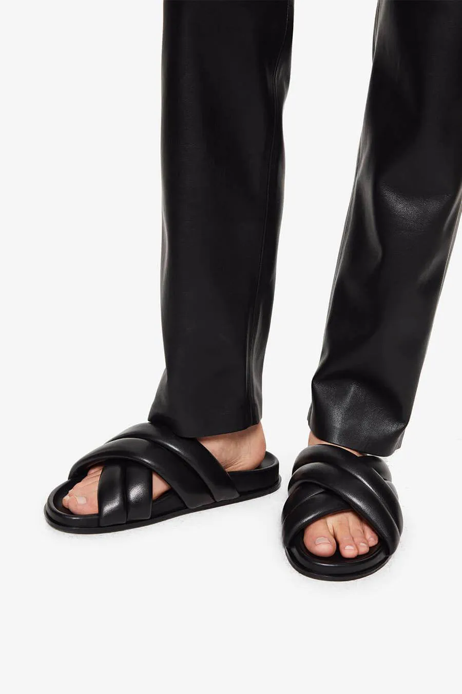 LIZZIE SLIDES - BLACK LEATHER - ANINE BING