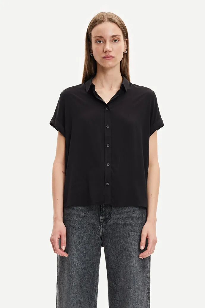 2025 FASHION TRENDS FOR WOMEN MAJAN  S/S SHIRT -  BLACK - SAMSOE SAMSOE