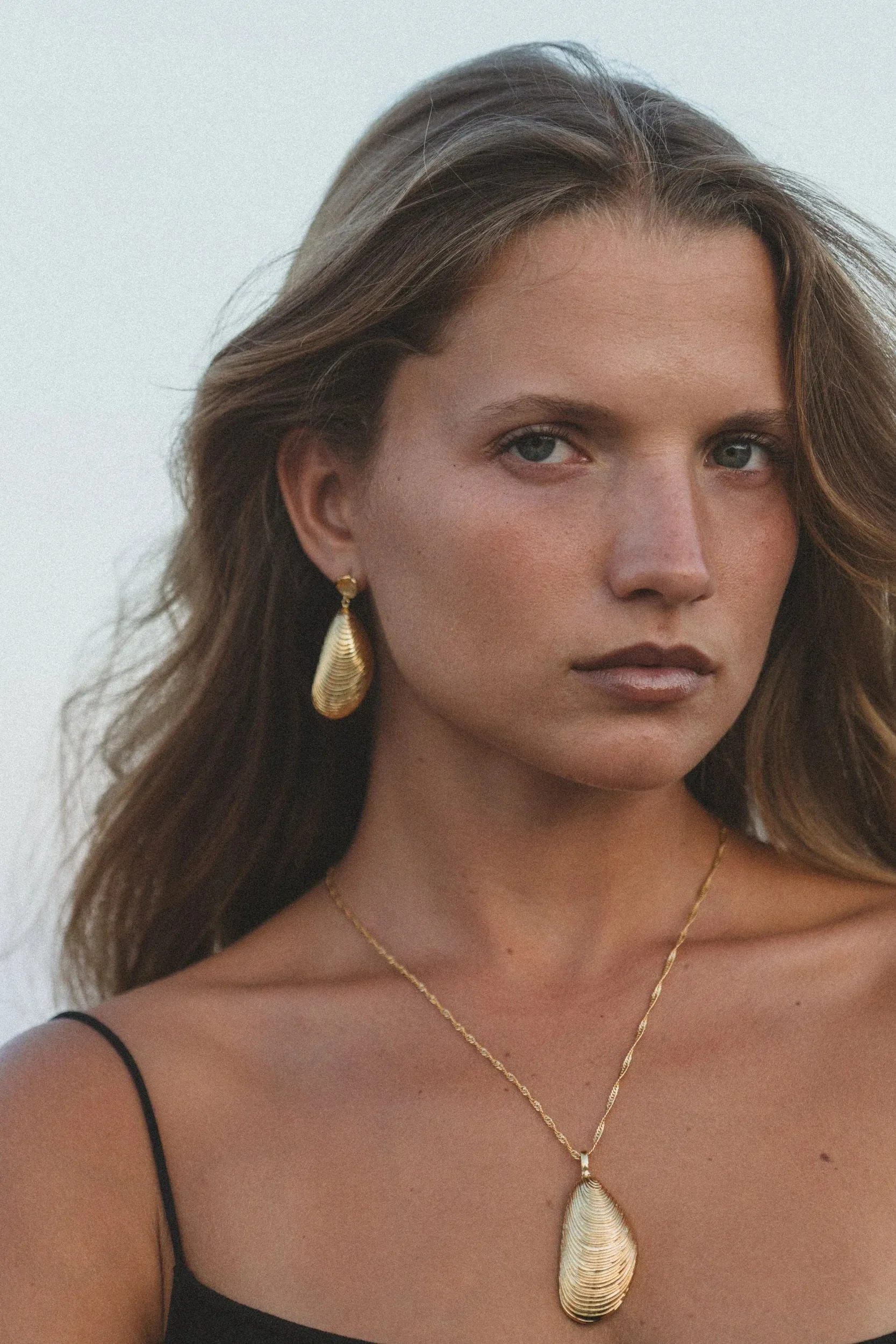 MOULES NECKLACE - GOLD - ANNI LU