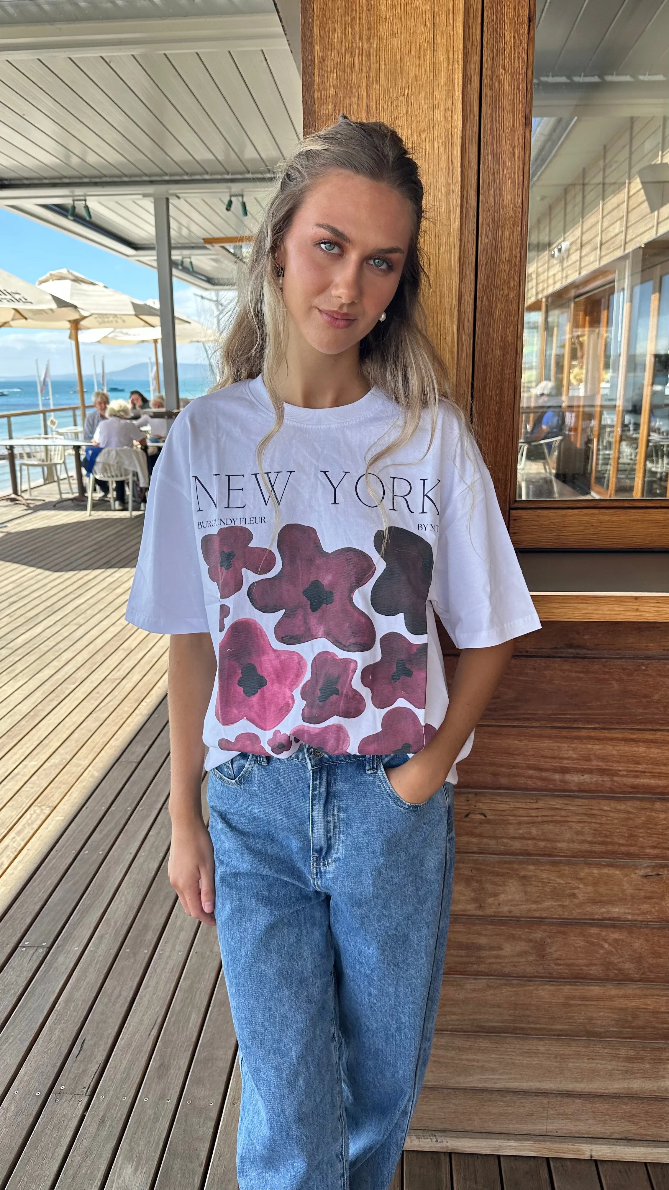 NEW YORK BURGUNDY FLEUR OVERSIZE TEE - LUCENT WHITE - MAKU