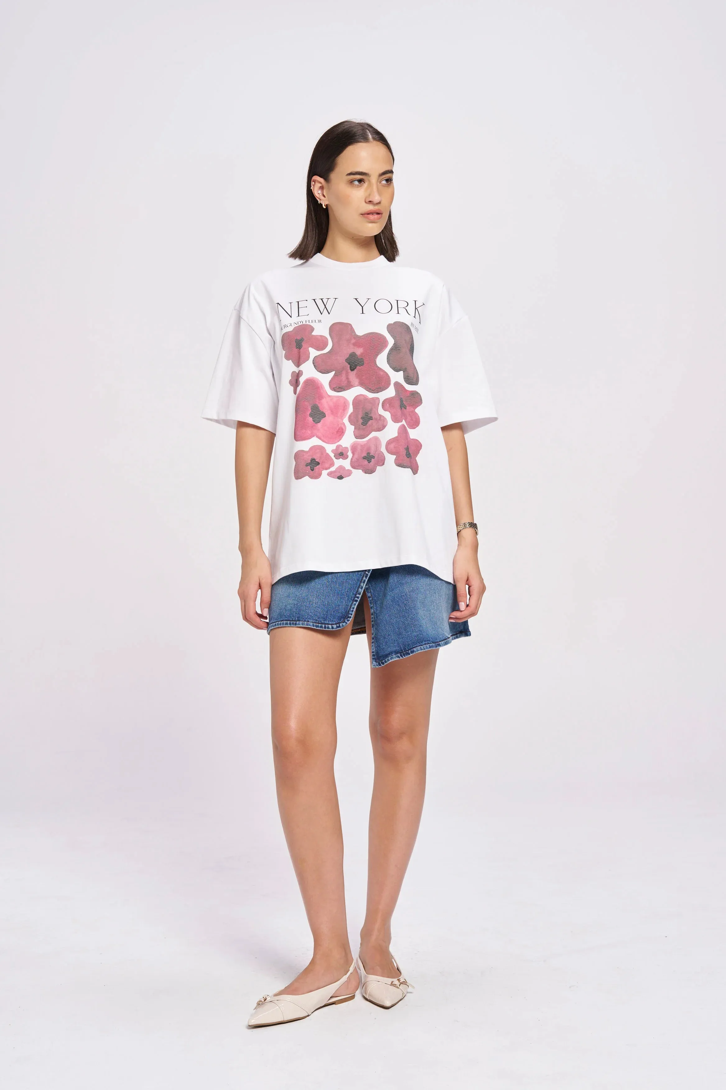 NEW YORK BURGUNDY FLEUR OVERSIZE TEE - LUCENT WHITE - MAKU