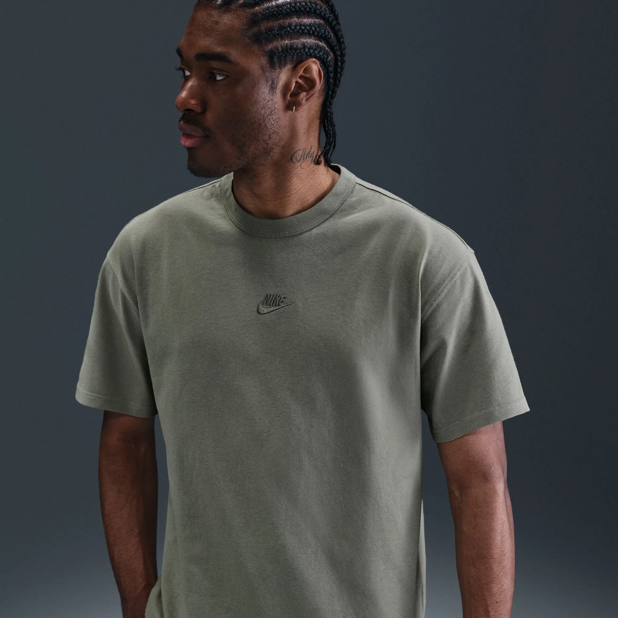 Nike Sportswear Premium Essentials Men's T-Shirt Color: Light Army Style: DO7392-320
