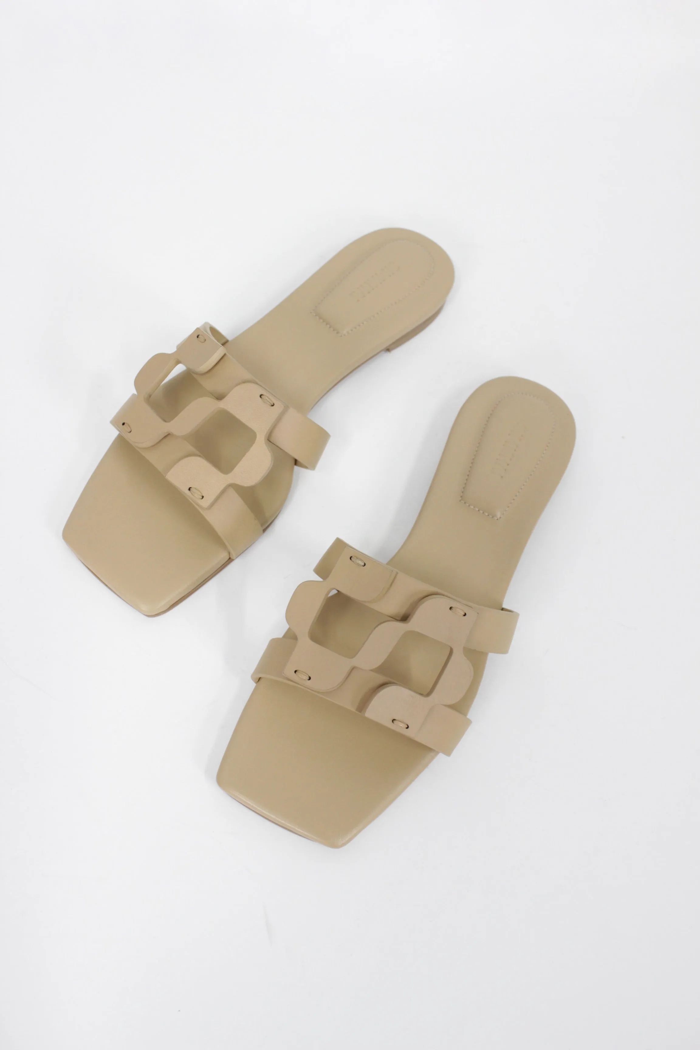 SIMKHAI MONOGRAM FLAT SLIDE