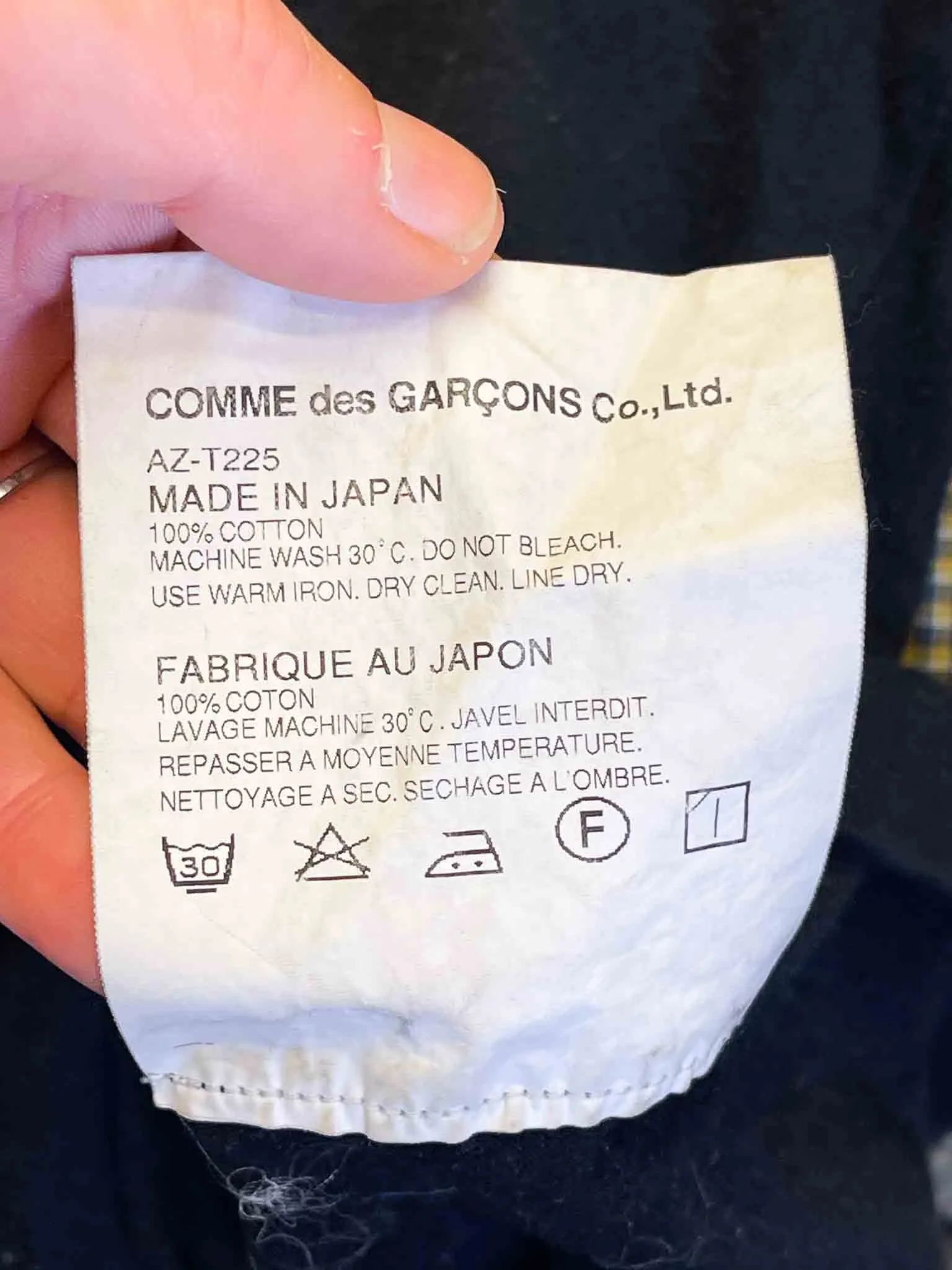 Size XS | Comme des Garçon PLAY T-shirt